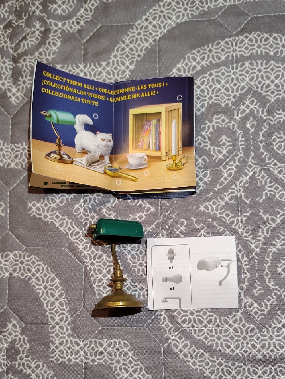 Zuru Miniature Green Banker Desk Lamp